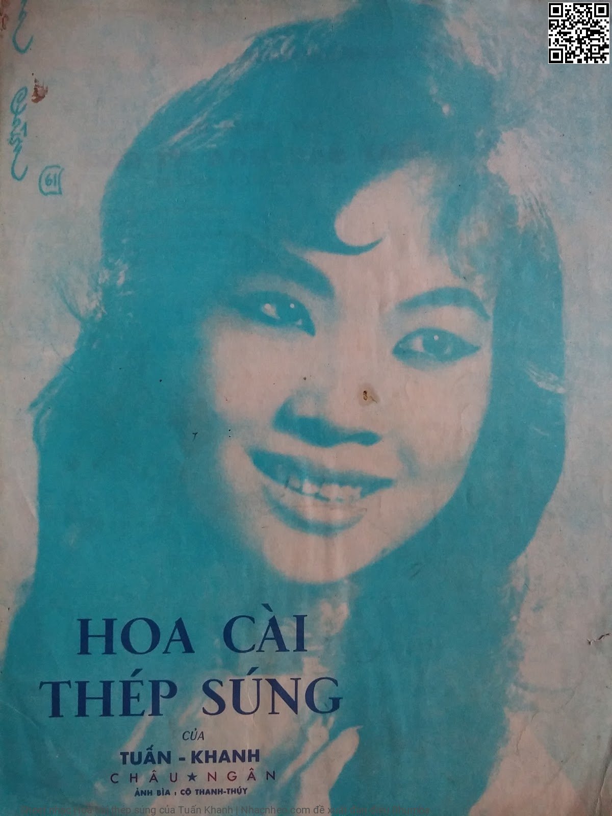 Hoa cài thép súng