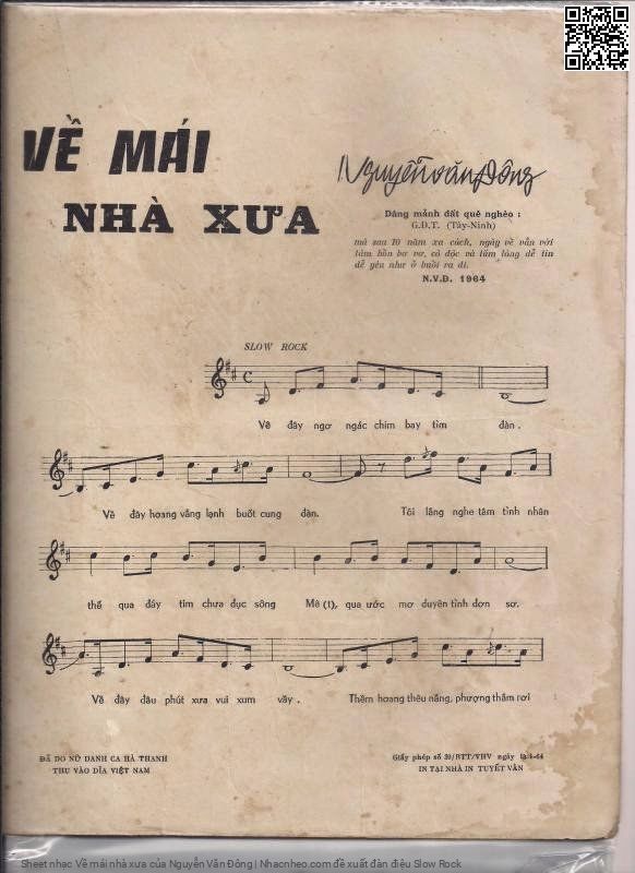 Trang 2 của Sheet nhạc PDF bài hát Về mái nhà xưa - Nguyễn Văn Đông, 1. Về đây ngơ ngác, chim bay tìm  đàn. Về đây hoang vắng, lạnh buốt cung  đàn Tôi lắng nghe tâm tình nhân  thế